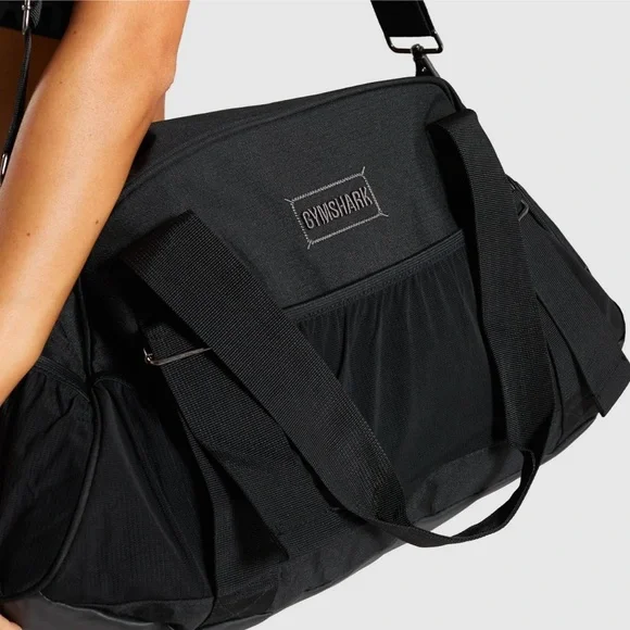 Gymshark Lifestyle/Duffle Gym Bag w/ Shoe Compartment - Picture 3 of 11